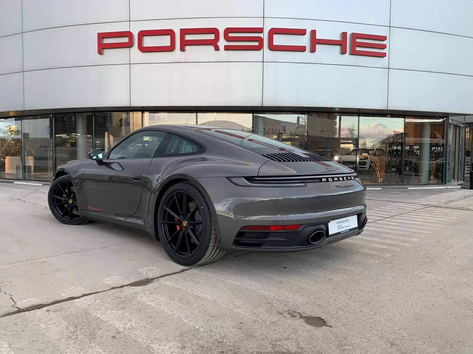 911 Carrera 4S