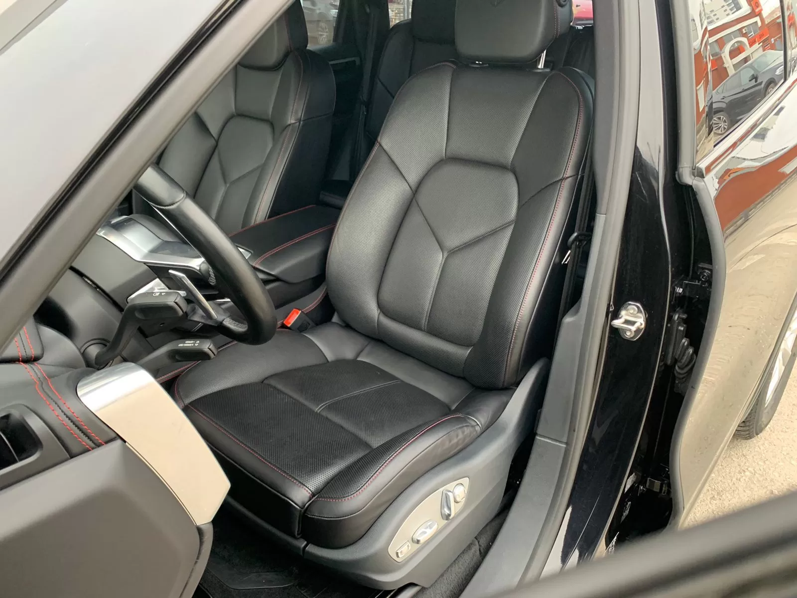 Cayenne Diesel Platinum Edition