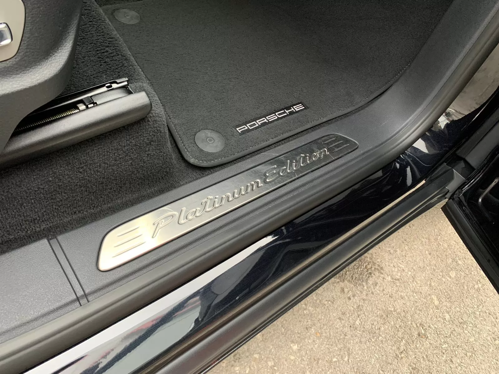 Cayenne Diesel Platinum Edition