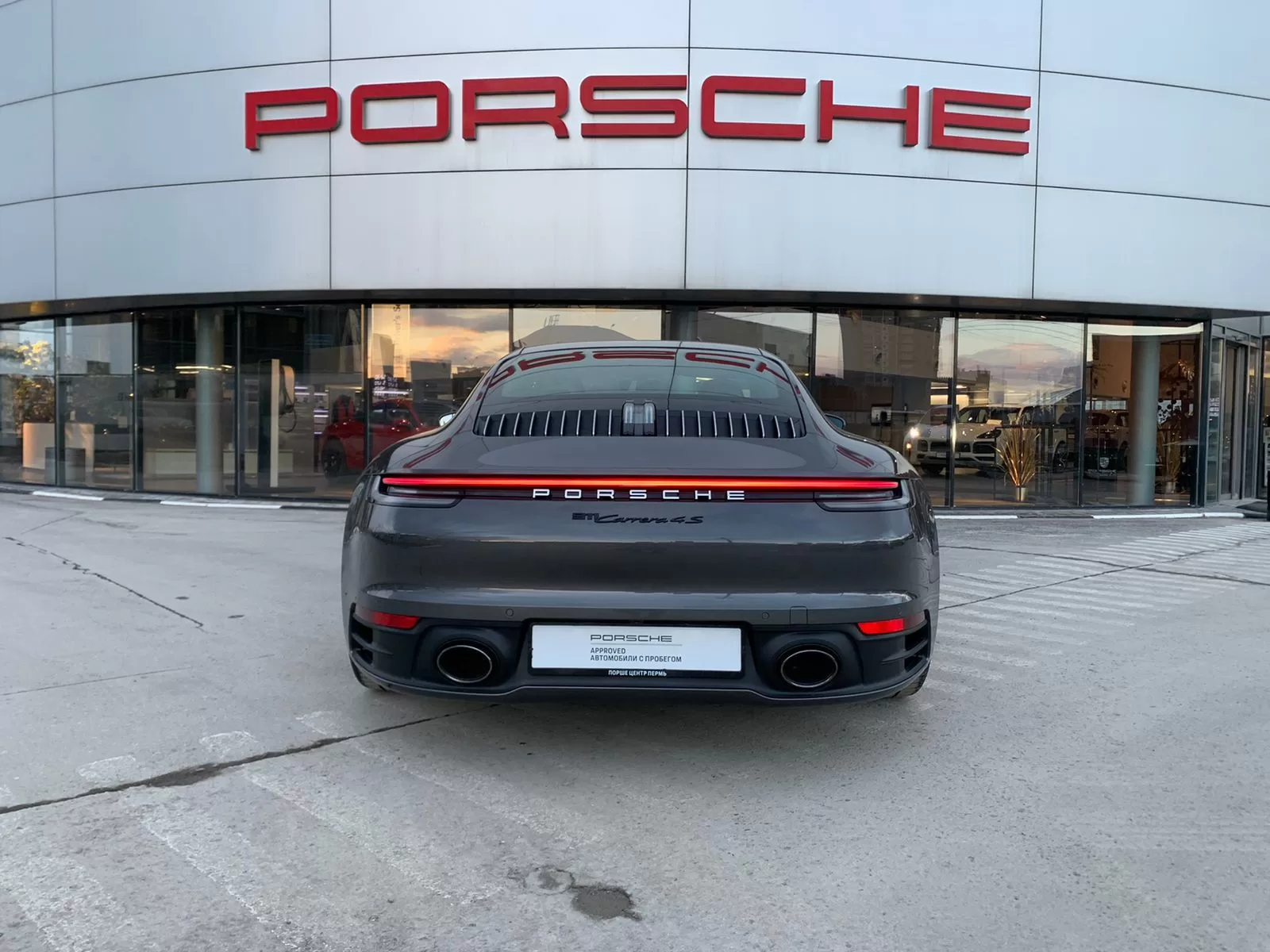 911 Carrera 4S
