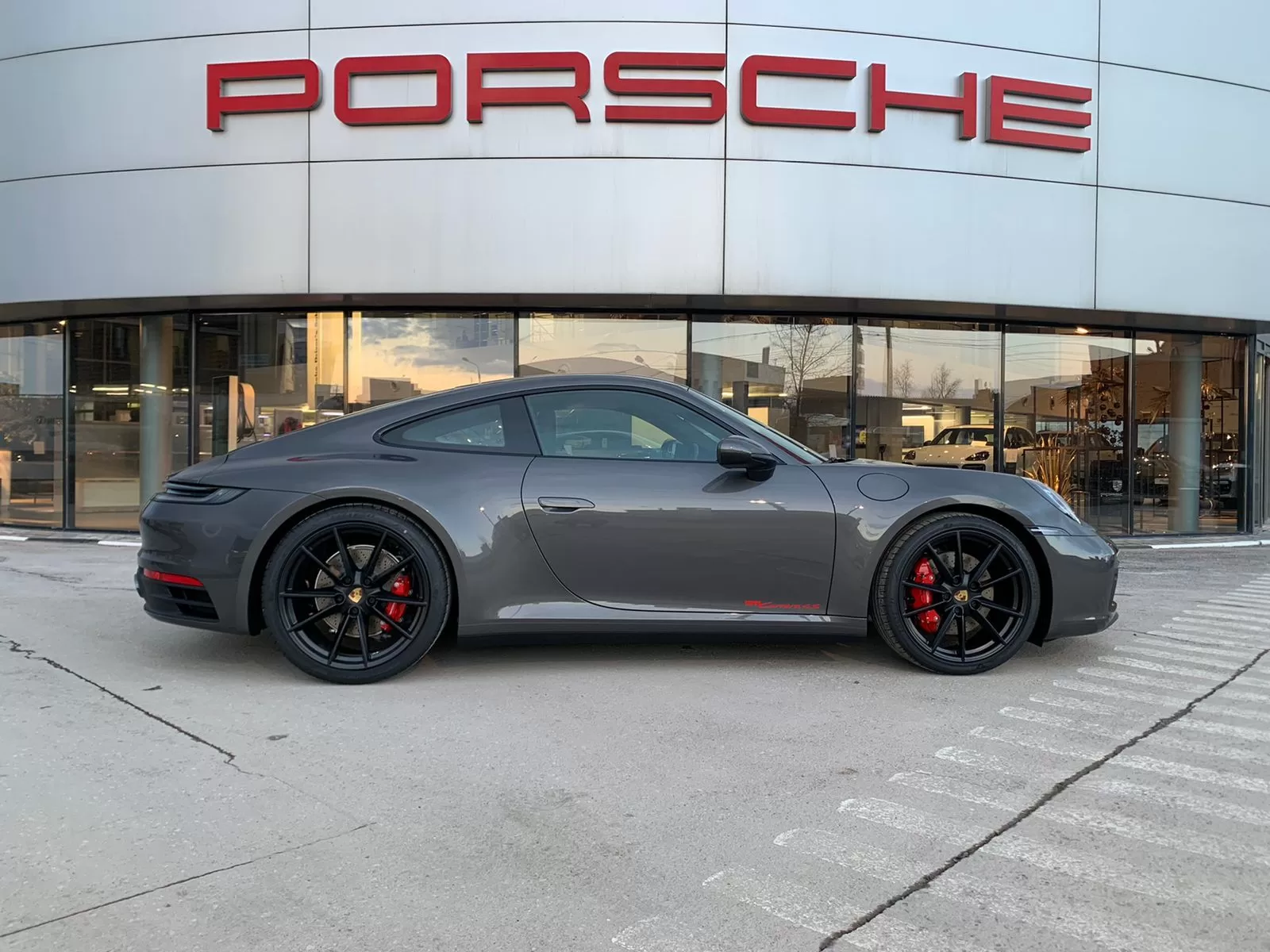 911 Carrera 4S